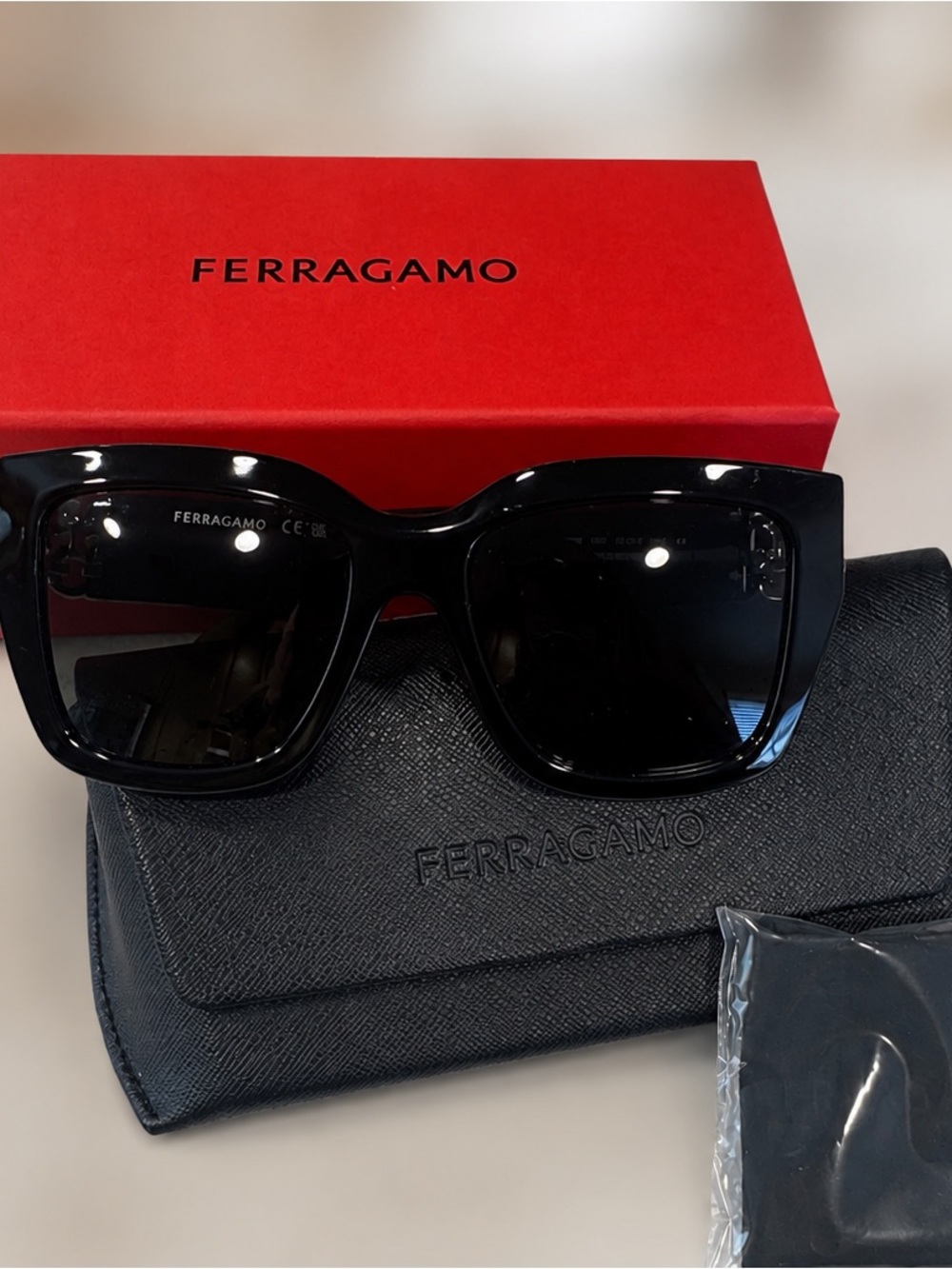 Salvatore Ferragamo Black Oversized Cat-Eye Sunglasses